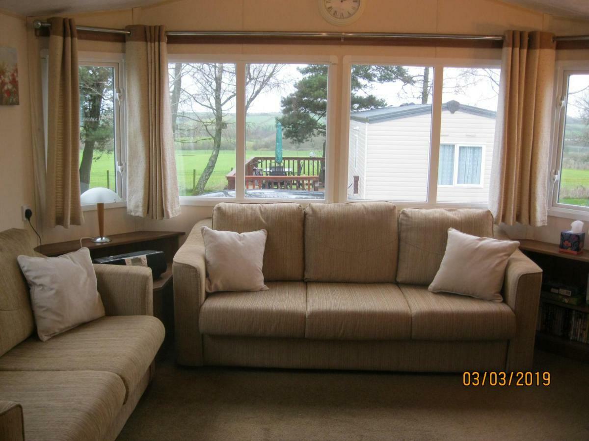 27 The Beeches, Gilcrux, Nr Cockermouth, Cumbria Hotel Bagian luar foto